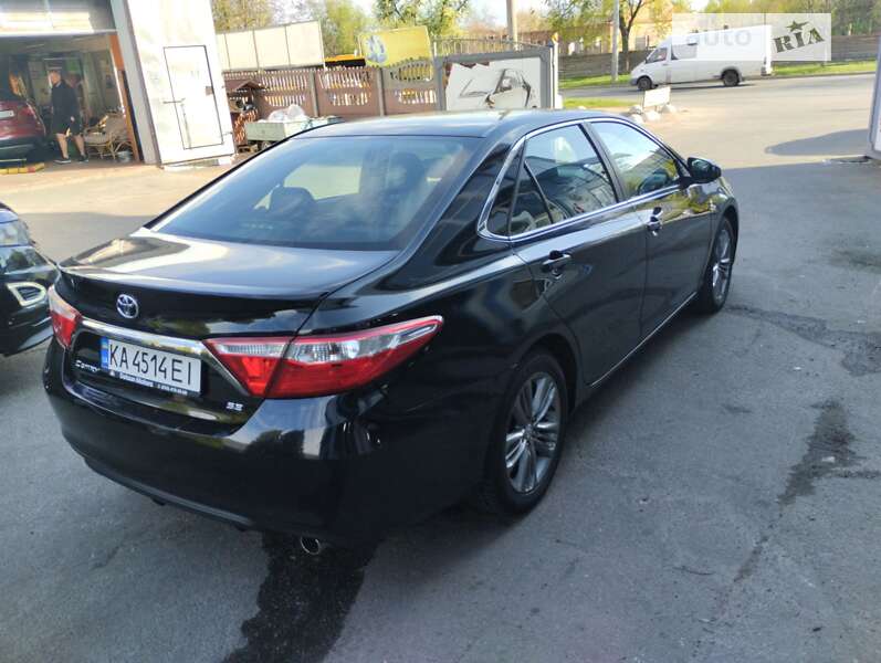 2017 toyota camry