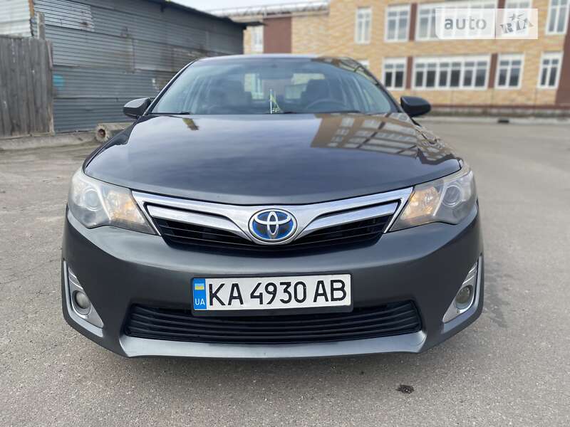 2013 toyota camry