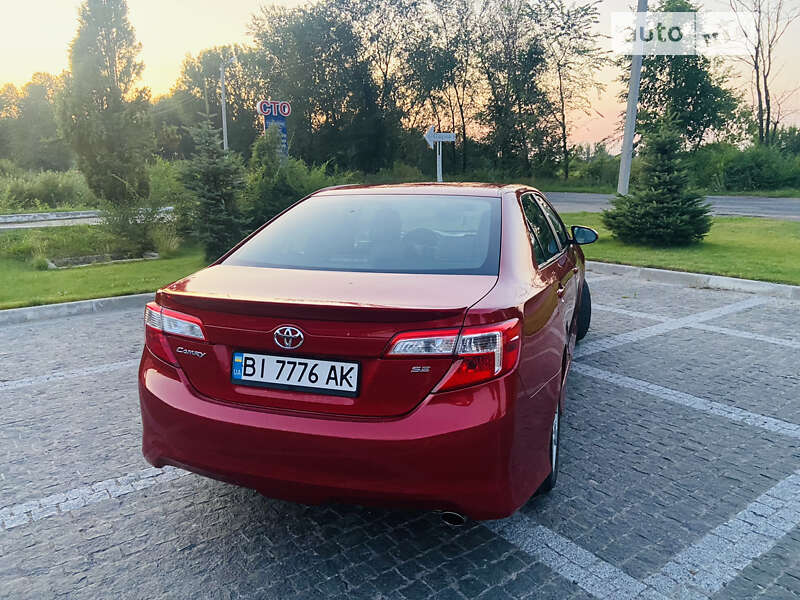 2013 toyota camry