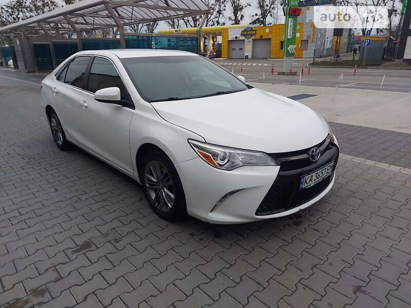 2015 toyota camry