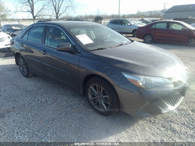 2016 toyota camry