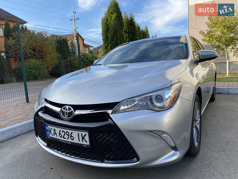 2017 toyota camry