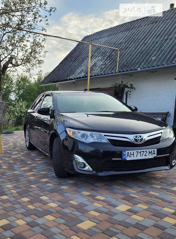 2013 toyota camry