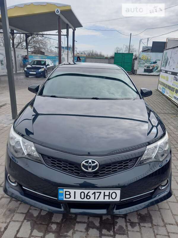 2013 toyota camry