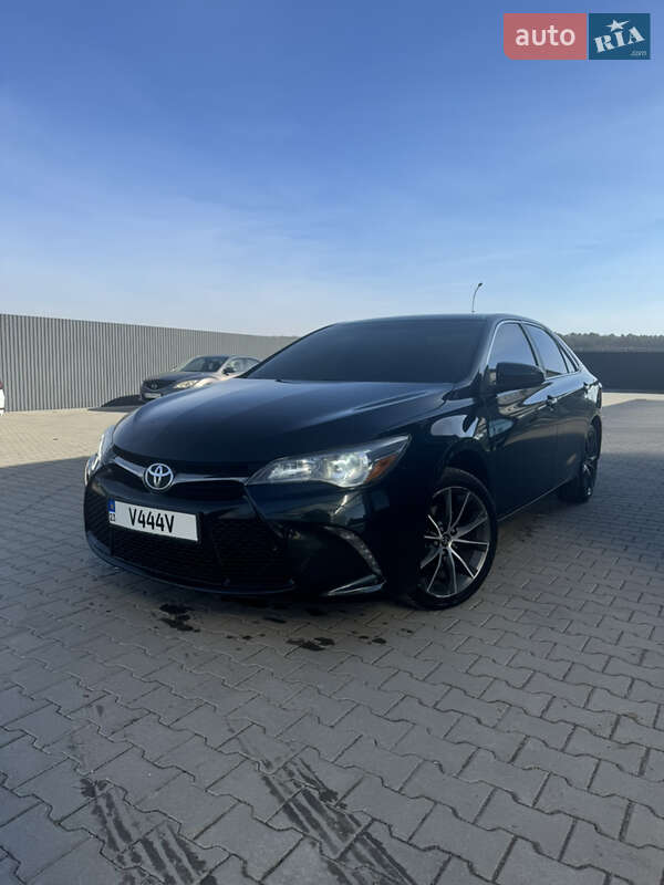 2015 toyota camry