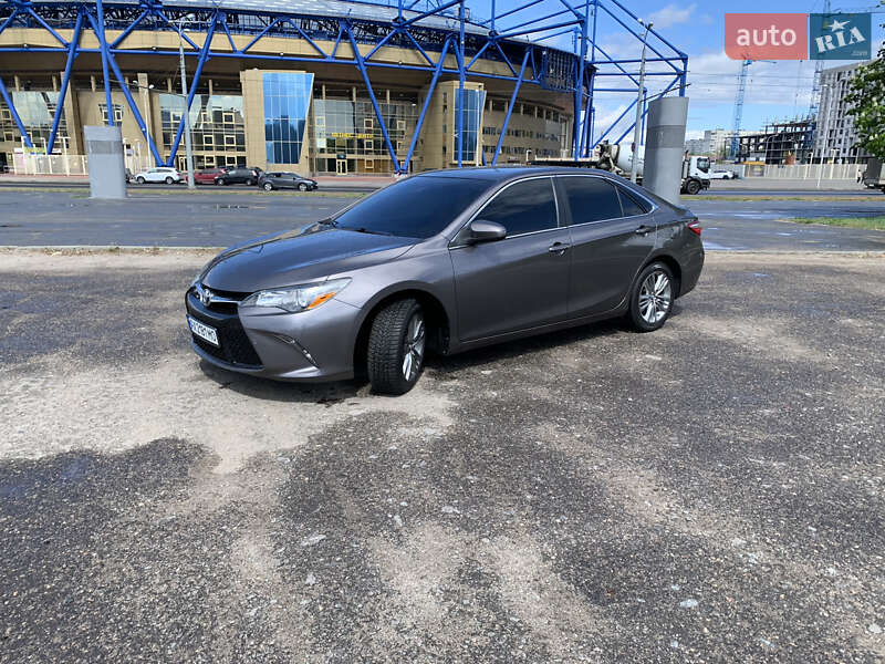 2015 toyota camry