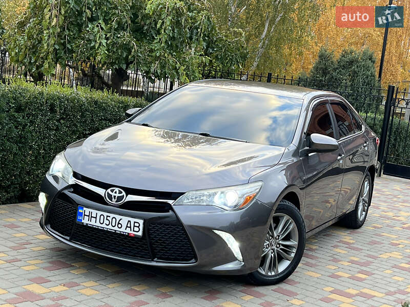 2015 toyota camry