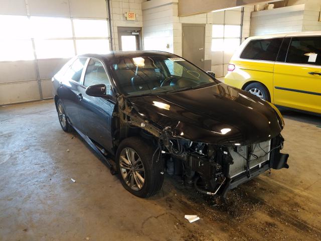 2016 toyota camry le