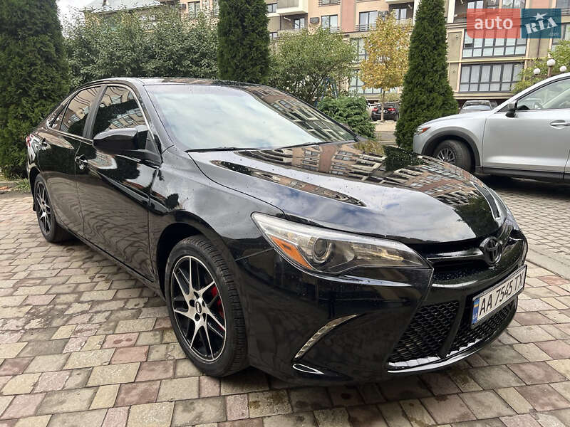 2017 toyota camry