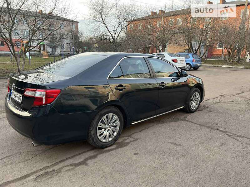2012 toyota camry