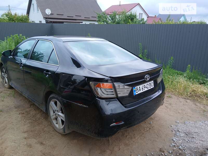 2012 toyota camry