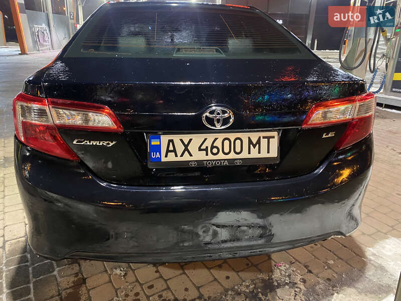 2014 toyota camry