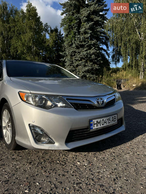 2012 toyota camry