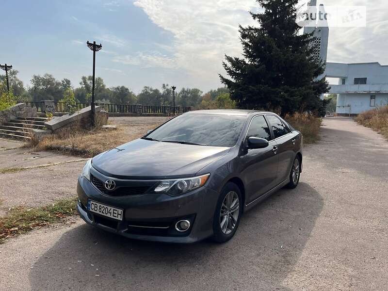 2013 toyota camry