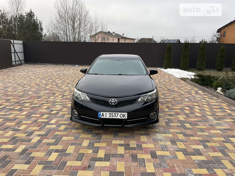 2013 toyota camry