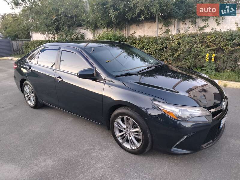 2015 toyota camry