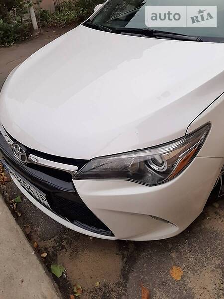 2015 toyota camry