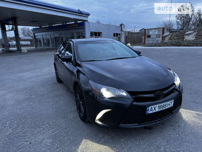 2015 toyota camry