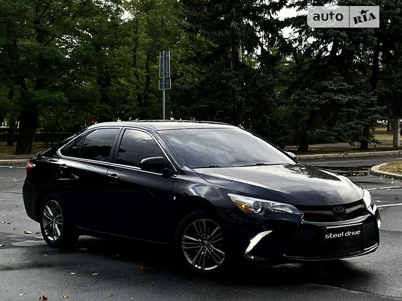 2015 toyota camry