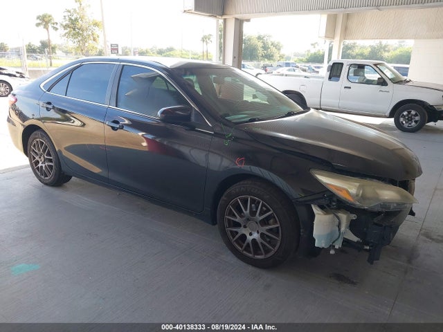 2015 toyota camry