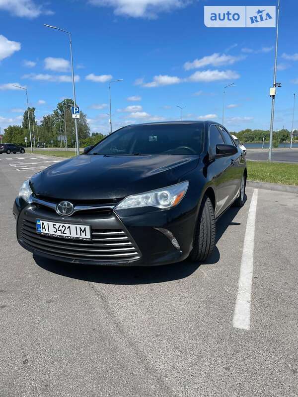 2016 toyota camry