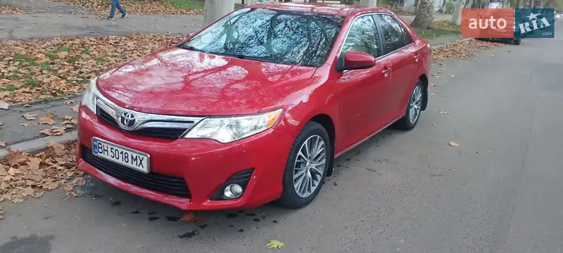 2013 toyota camry