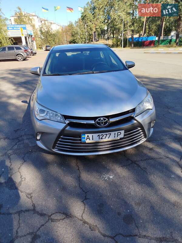2015 toyota camry