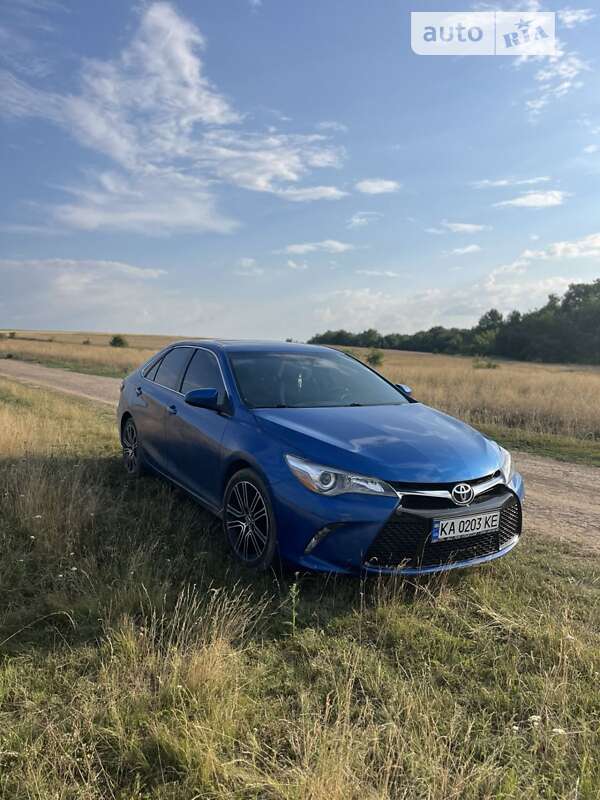 2015 toyota camry