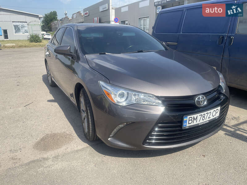 2016 toyota camry