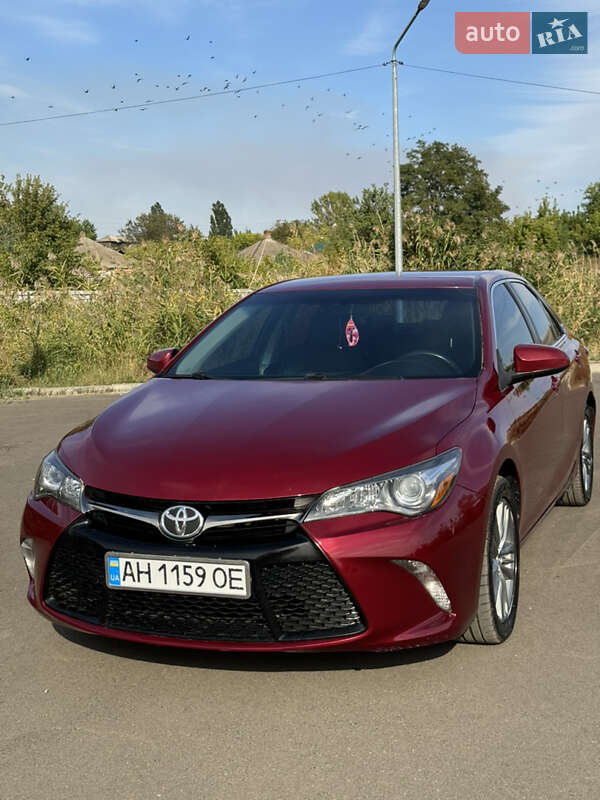 2017 TOYOTA Camry