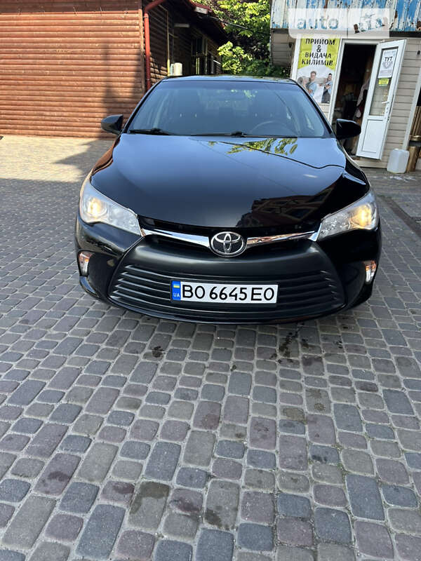 2017 toyota camry