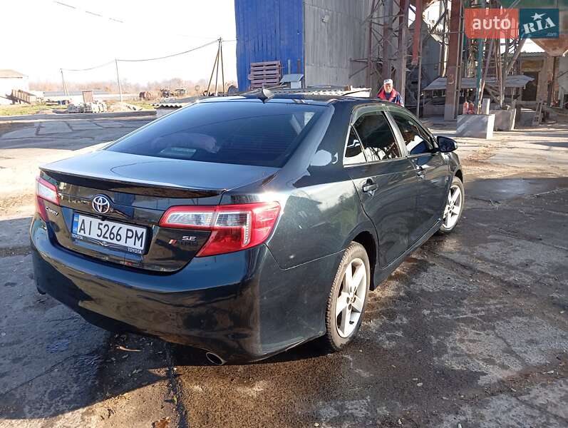 2013 toyota camry