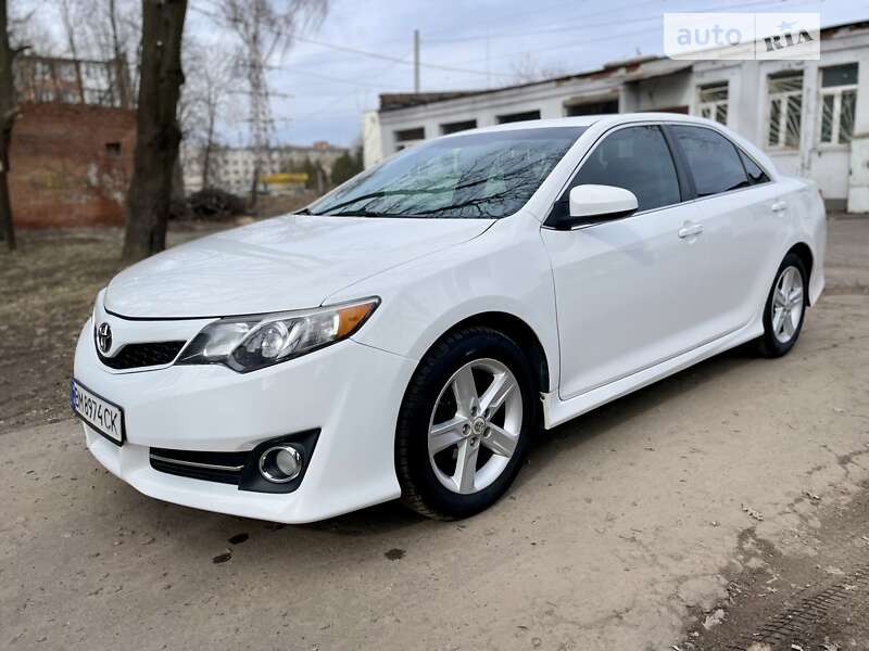 2012 toyota camry