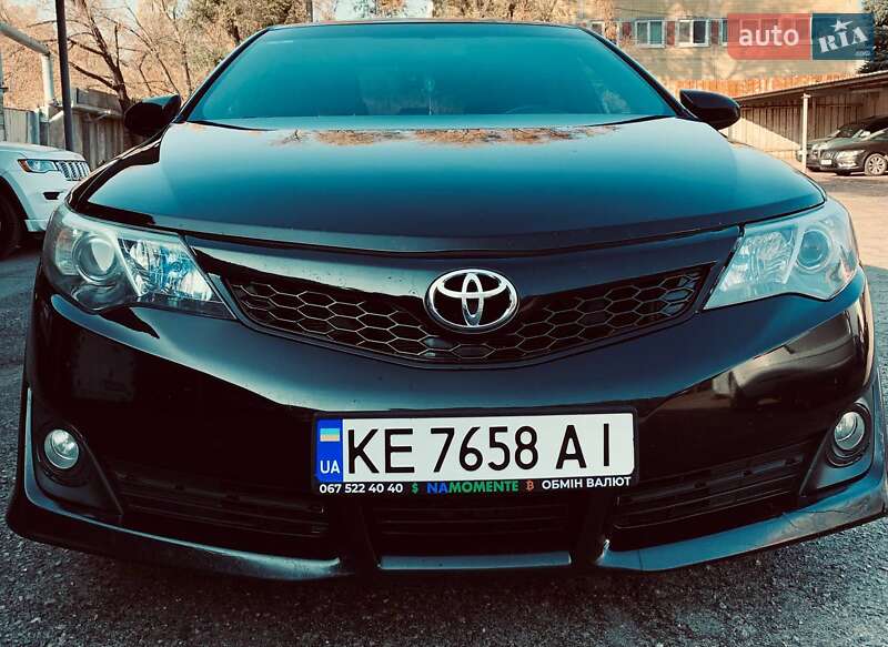 2013 toyota camry