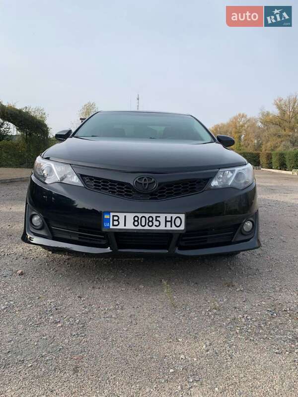 2013 toyota camry