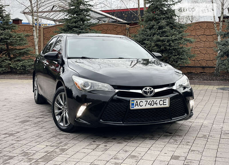 2015 toyota camry