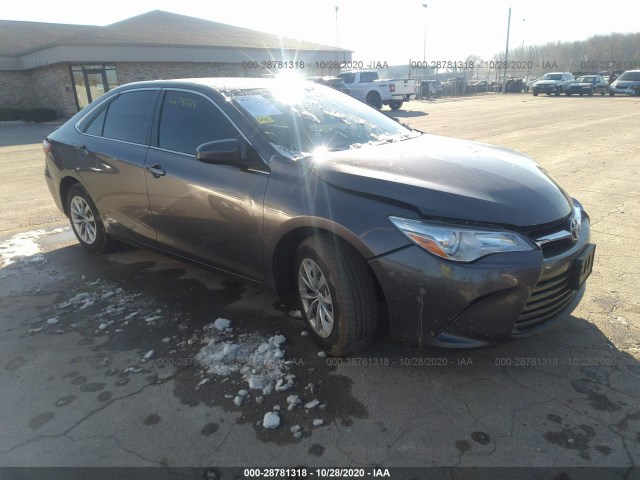 2016 toyota camry