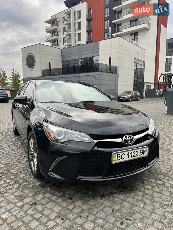 2017 toyota camry