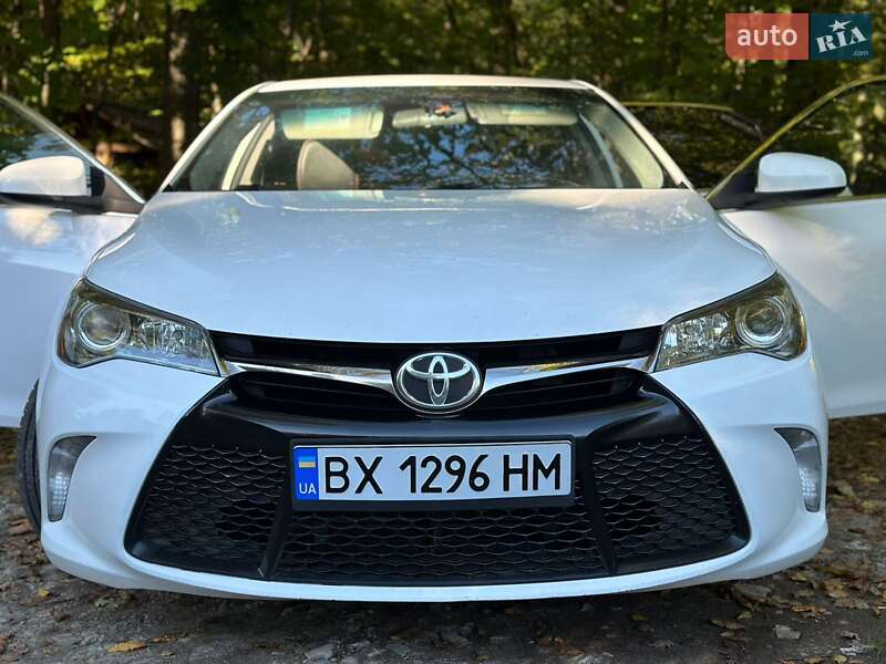 2017 toyota camry