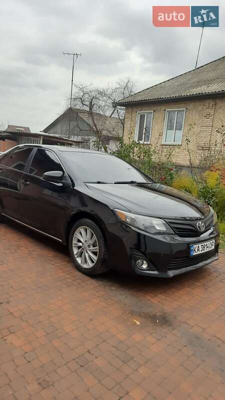 2012 toyota camry