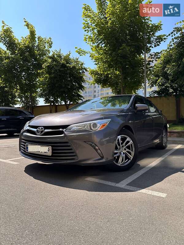 2015 toyota camry