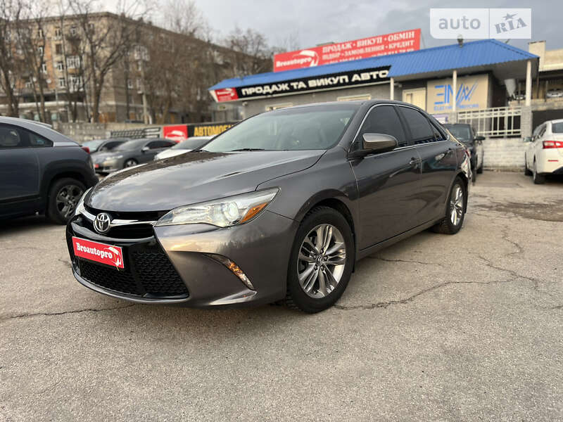 2015 toyota camry