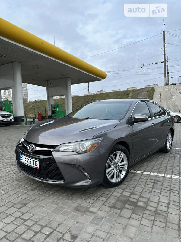 2015 toyota camry