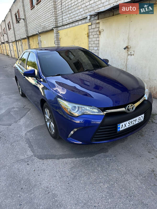 2015 toyota camry