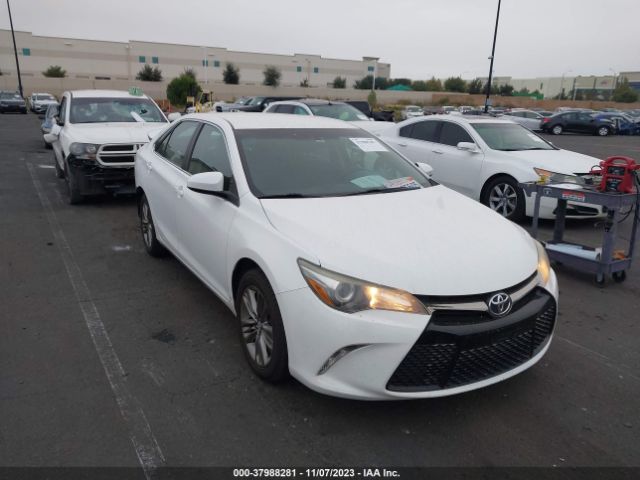 2016 toyota camry