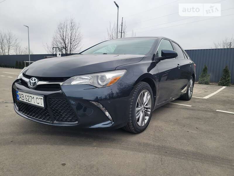 2016 toyota camry