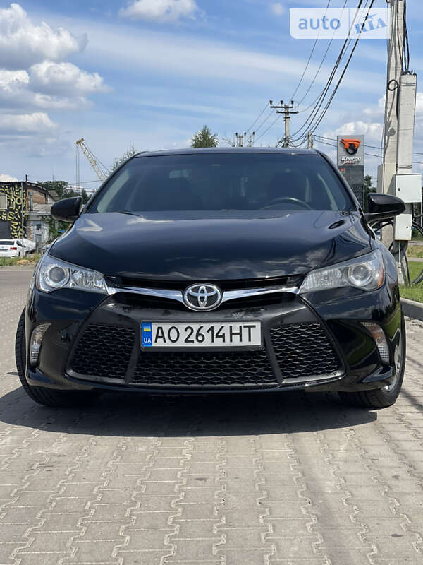 2017 toyota camry