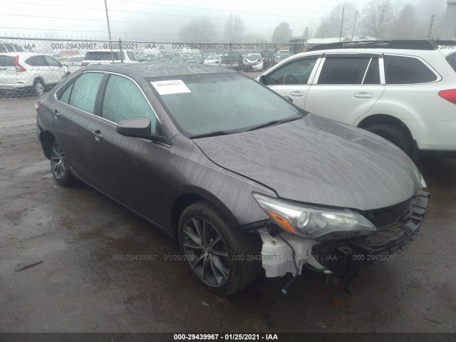 2016 toyota camry