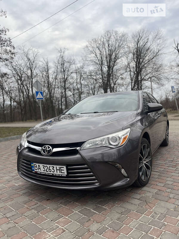 2017 toyota camry