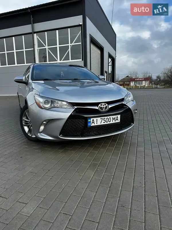 2017 toyota camry